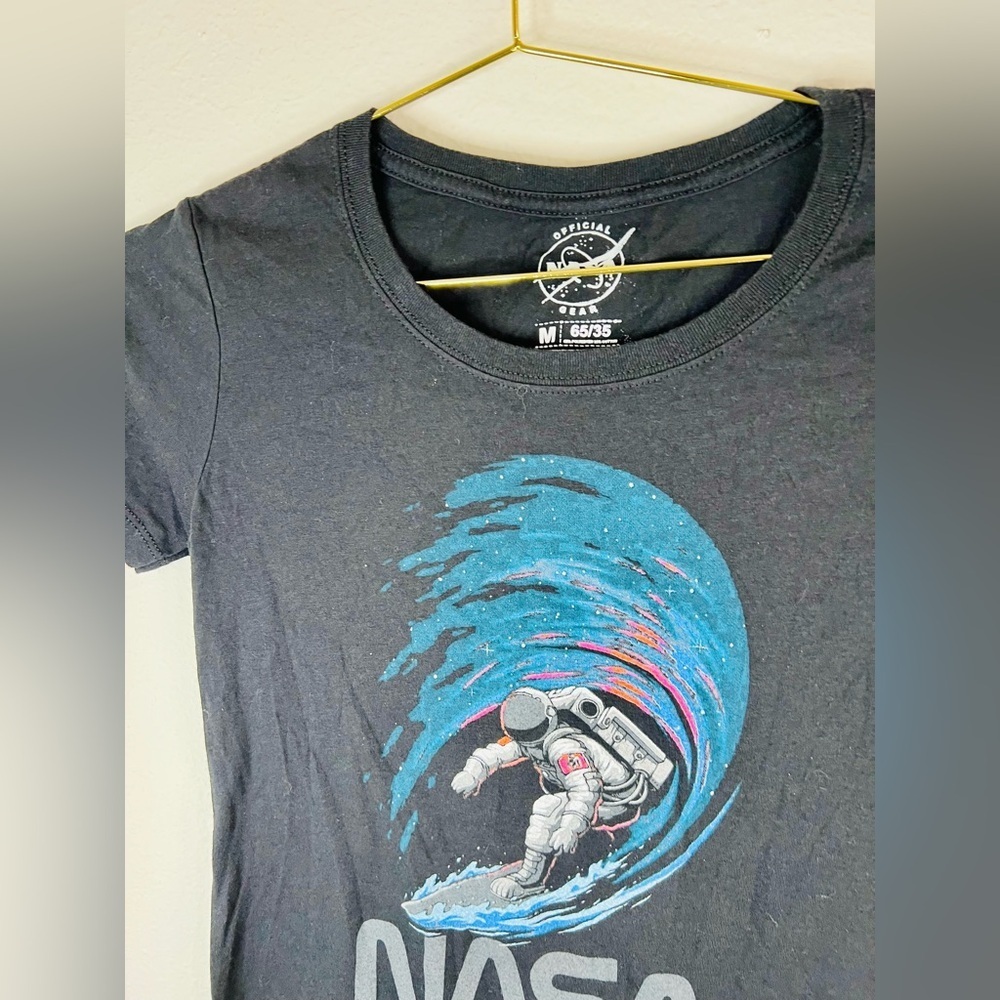 NASA Official Gear Black Short Sleeve Astronaut Space Rider Shirt Size Medium - Picture 4 of 9
